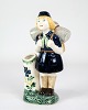 Fajance Figur 
som er lavet 
for at fejre 
børnehjælpsdagen.
 Figuren fik 
derfor navnet 
...