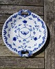 Sommerfugl med 
blondekant 
eller Dickens 
Bing & Grøndahl 
B&G porcelæn. 
Rundt fad med 
hanke eller ...
