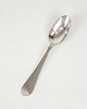 Denne barneske 
fra 
Continental-
serien er 
udført i 
sterling sølv 
af Georg 
Jensen. Med sit 
...