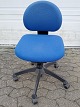 Ego multi 
action 
kontorstol, fra 
2000erne.
Den har 
brugsspor.
Variabel 
sædehøjde fra 
42cm til 60cm