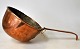 Antik dansk 
kobber opøse, 
19. årh. 
Ustemplet. H.: 
9,5 cm. L.: 30 
cm.