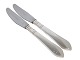 Georg Jensen 
Antik
Middagskniv 
med kort 
knivblad 22,3 
cm.