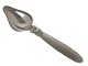 Georg Jensen 
Kaktus
Grapeske 14,9 
cm.