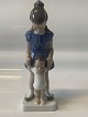 Lyngby Figur,  
Mor med barn
Dek. nr. 99
Højde 16 cm. 
1.sortering
Perfekt stand