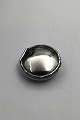 Hans Jensen 
Silver Pill Box 
Measures Diam 
3.5 cm (1.37 
inch) Weight 
11.5 gr (0.41 
oz)