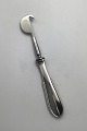 Hans Hansen 
Silver Arvesolv 
No. 1 Orange 
Knife Measures 
14.5 cm (5.70 
inch) (No HH 
markings)