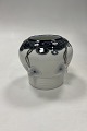 Bing og 
Grøndahl Unika 
Vase af Fanny 
Garde No. 789 
Måler 14cm / 
5.51 inch 
Er mærket som 
...