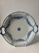 Empire dish 
with handle 
with openwork 
edge.