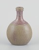 Nils Kähler for 
Kähler.
Keramikvase, 
sjælden form.