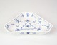 Trekantet Asiet 
- Nr. 1/2211 - 
Porcelæn - 
Musselmalet ...