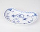 Halvmåne Fad - 
Nr. 1/559 - 
Porcelæn - 
Musselmalet ...