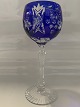 Rømer Glas 
Rødvin 
Mørkeblå.
Højde 19,5 cm