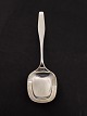 Hans Hansen 
Charlotte 
Serverings ske 
20,5 cm. 
Sterling sølv 
emne nr. 606901