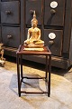 Gammel japansk 
blomsterstand / 
vasestander / 
display / 
piedestal til 
vase i mørkt 
træ. H: 29cm. 
...
