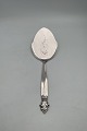 Georg Jensen 
Dronning 
Sterling Silver 
Serveringsspade