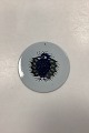 Royal 
Copenhagen 
Fajance Tenera 
Platte No. 
128/1665. 
Designet af 
Beth Breyen.
Måler 14,7 cm 
/ ...