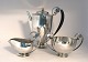 Georg Jensen. 
Kaffeservice. 
Sterling (925). 
Design Johan 
Rohde. Model 
321A. 
Produceret 1933 
- 1945.