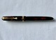 Rød marmoreret 
Osmia A. W. 
Faber-Castell 
882 fyldepen