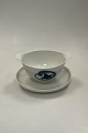 Bing & Grøndahl 
Henning Koppel 
Blå Sauceskål 
No 311. 
Måler 16.5 x 9 
cm (6 1/2 x 3 
35/64 in).