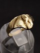 14 karat 
guldring 
størrelse 58 
stemplet 585 KL 
for guldsmed K 
Lind Brabrand 
emne nr. 608014
