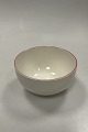 Royal 
Copenhagen 
Rødkant Skål No 
3083