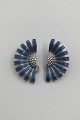Georg Jensen 
Sterling Sølv 
Daisy Øreringe 
(Blå) Måler 4.5 
cm x 2.2 cm 
(1.77 inch x 
0.86 inch) ...