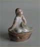 Kgl. figur fra 
Royal 
Copenhagen 4374 
Tommelise 9 cm 
Holger 
Christensen  H. 
C. Andersen 
tema. I ...