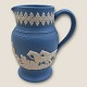 Wedgwood, 
Jasperware, Blå 
kande, 13cm 
høj, 11cm i 
diameter *Pæn 
stand*