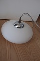 Smuk pendel / 
Loftslampe af 
materet hvidt 
glas
Design: Lene 
Bjerre, Danmark
H: 18cm inkl. 
...
