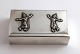 Thailand. Lille 
smykkeæske i 
sterlingsølv 
(925). Længde 
10,2 cm. Bredde 
6 cm. Højde 2,6 
cm