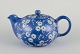 Kähler, 
Denmark.
Large 
"Marguerite" 
teapot with 
blue glaze.