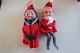 2 stk. gamle 
julenisser med 
foldede ben, 
som kan rettes 
ud
Fra 1960-erne
H: ca. 12,5cm
Flot ...