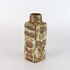 Kvadratisk Baca 
vase i fajance. 
Nr. 721/3258
Design Nils 
Thorsson 
Producent 
Royal ...