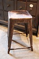 Original gammel 
fransk Tolix 
taburet med 
extra højde i 
afpudset metal 
med fantastisk 
fin patina. ...