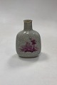 Royal 
Copenhagen 
Craquelé Vase 
Privatmalet. 
Motiv i fuchsia 
af landskab med 
borg og 
blomster. ...