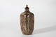 Jais Nielsen og 
Royal 
Copenhagen
Kvadratisk 
vase m/bronze 
prop
model 3543 med 
relief ...
