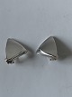 Georg Jensen 
sterlingsølv 
Peak, øreclips.
Længde 2,5 cm.
Bredde 1,9 cm.
Perfekt stand.