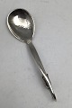 O Mogensen 
Sterling Sølv 
Ornamental 
Marmeladeske 
Måler 13.5 cm 
(5.31 inch)