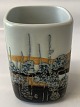 Royal 
Copenhagen 
Fajance Siena, 
lille vase.
Designet og 
signeret af 
Ivan ...