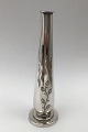 Hans Jensen 
Sølv Orkide 
Vase Måler H 
13.5 cm (5.31 
inch) Vægt 
93.23 gr (3.29 
oz) (Udfyldt)