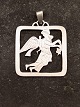 Art deco 
pendant 4 x 4.5 
cm. stamped 
handmade 830s 
item no. 612878