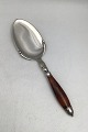 Dansk Sølv 
Ornamental 
Serveringsspade 
(1929) Måler 
20.5 cm (8.07 
inch)