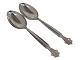 Georg Jensen 
Dronning 
Sterlingsølv, 
suppeske.
Længde 18,8 
cm.
Fin stand uden 
indgraveringer.