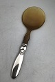 Georg Jensen 
Sterling Sølv 
Kaktus 
Serveringsspade 
No. 356 (Horn) 
Måler 20.5 cm 
(8.07 inch)