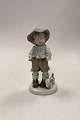 Grafenthal 
Figur af Dreng 
med hund
Måler 22cm / 
8.66 inch