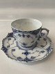 Royal 
Copenhagen 
Musselmalet 
Helblonde, 
Mokkakop.
Dekorationsnummer 
1/1037.
Blandede ...