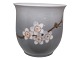 Bing & Grøndahl 
lille vase med 
æbleblomster.
Af 
fabriksmærket 
ses det, at 
denne er 
produceret ...