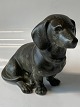 Gravhund, 
Johgus 
Bornholmsk 
keramik.
Mål 15,5 x 
18,5 cm.