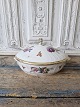 Royal 
Copenhagen Fuld 
Saksisk Blomst 
lågfad 
No. 1621, 1. 
sortering
Mål 17,5 x 27 
cm. Højde ...