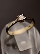 18 karat 
hvidguld ring  
med diamant